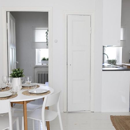 2Ndhomes Cozy Studio By Tahtitorni Park Helsínquia Exterior foto
