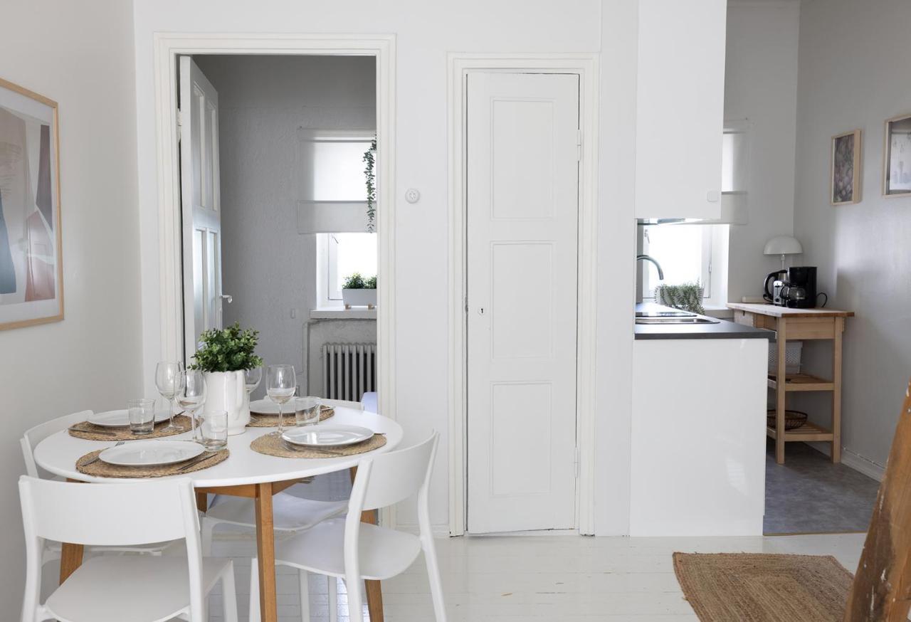 2Ndhomes Cozy Studio By Tahtitorni Park Helsínquia Exterior foto